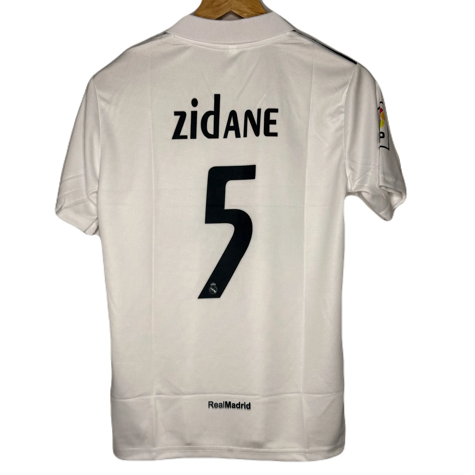 Real Madrid 2005-06 Home Kit Zidane Half Sleeve - P900 Ms Retro Store - Image 3